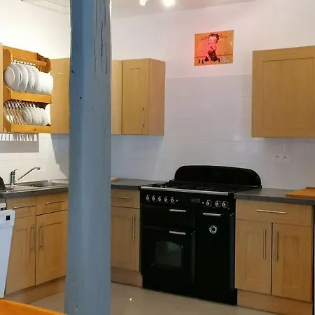 Les Merens Casa de Férias *